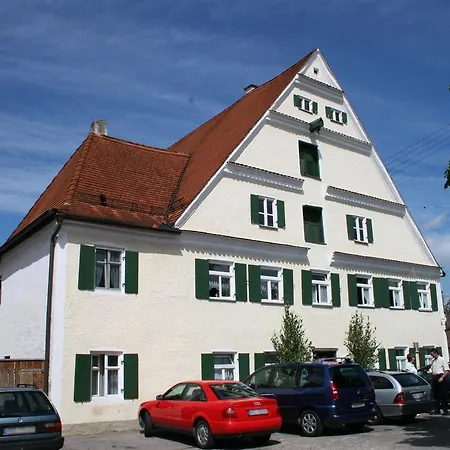 Konukevi Adler 3*