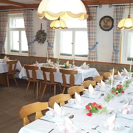 Gæstehus Adler 3*